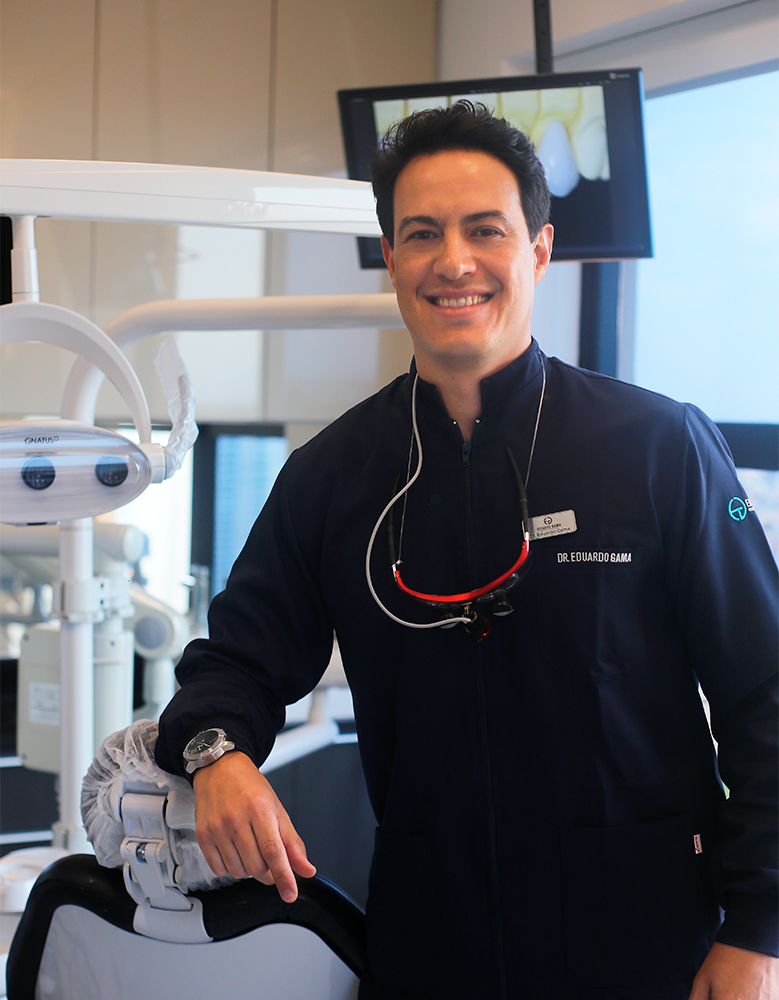 Dr. Eduardo — equipe da Clínica Eduardo Gama, São José dos Campos