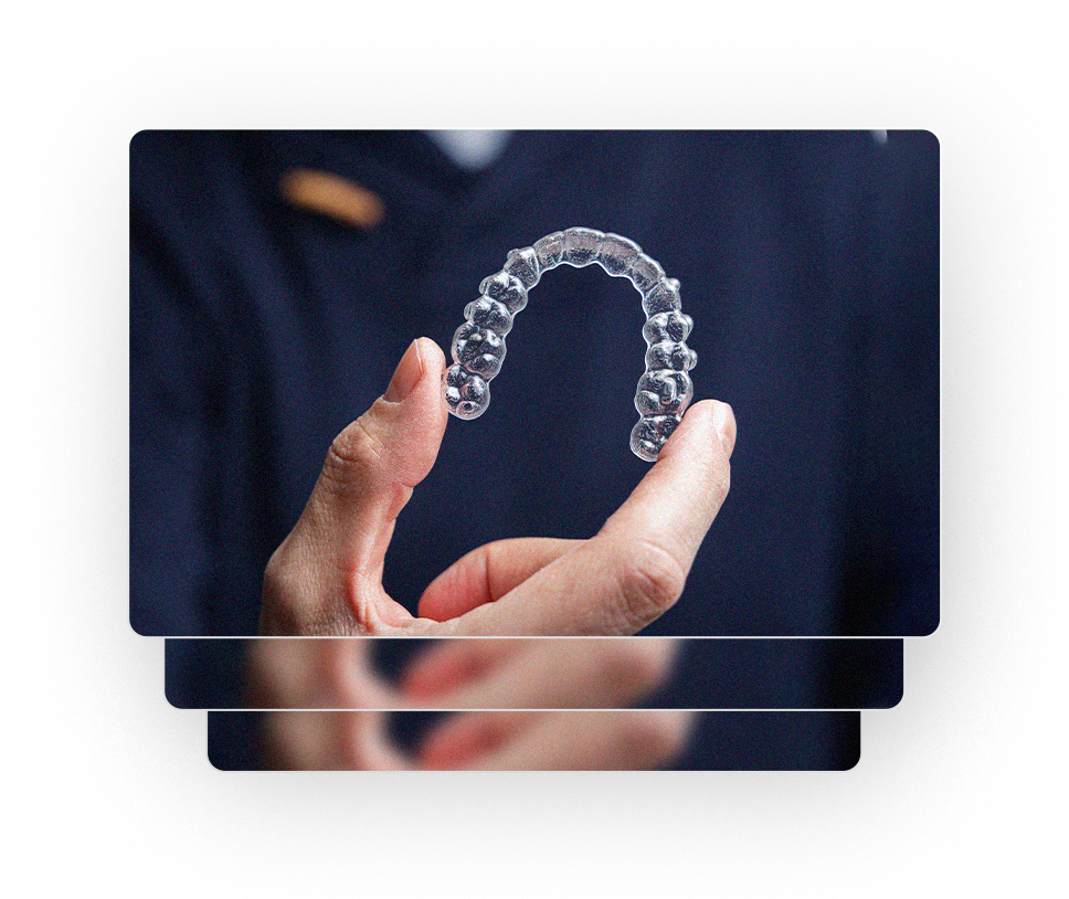 Alinhadores Invisalign — Clínica Eduardo Gama, São José dos Campos