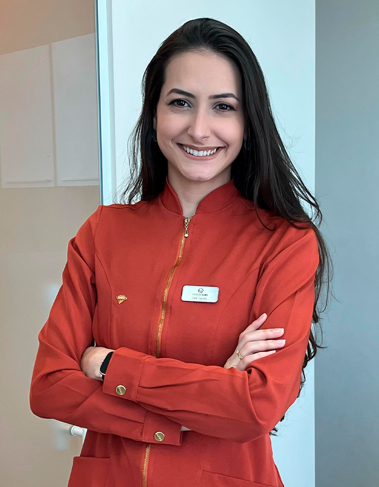 Dra. Sarah Andria — equipe da Clínica Eduardo Gama, São José dos Campos