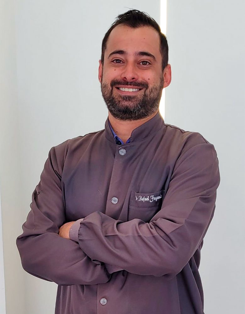 Dr. Rafael — equipe da Clínica Eduardo Gama, São José dos Campos